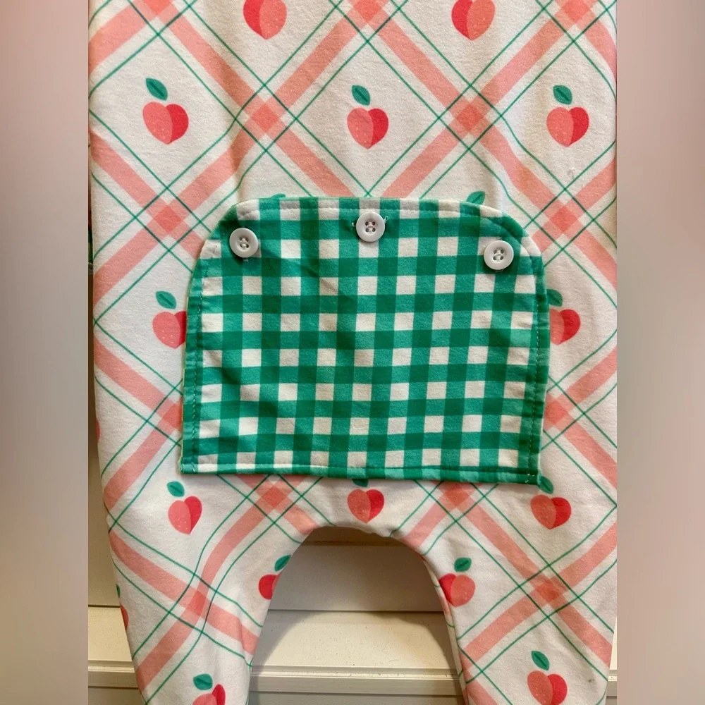 SUGAR BEE CLOTHING - Ruffle Buttflap - Peaches Plaid - NWOT!